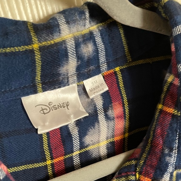 Winnie the Pooh plaid distressed button up size small - Picture 4 of 7